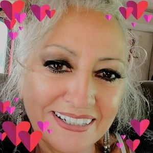 Meet your Posher, Debra